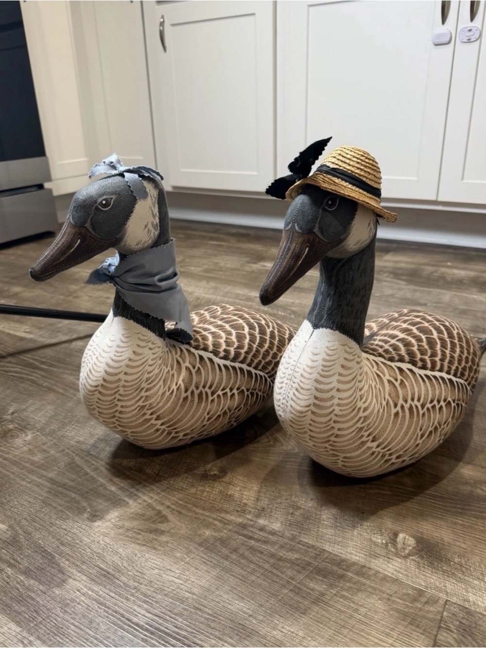 Canada Goose Plush Stuffed Birds Realistic Kitsch Décor Door Stop Pillow Vintage